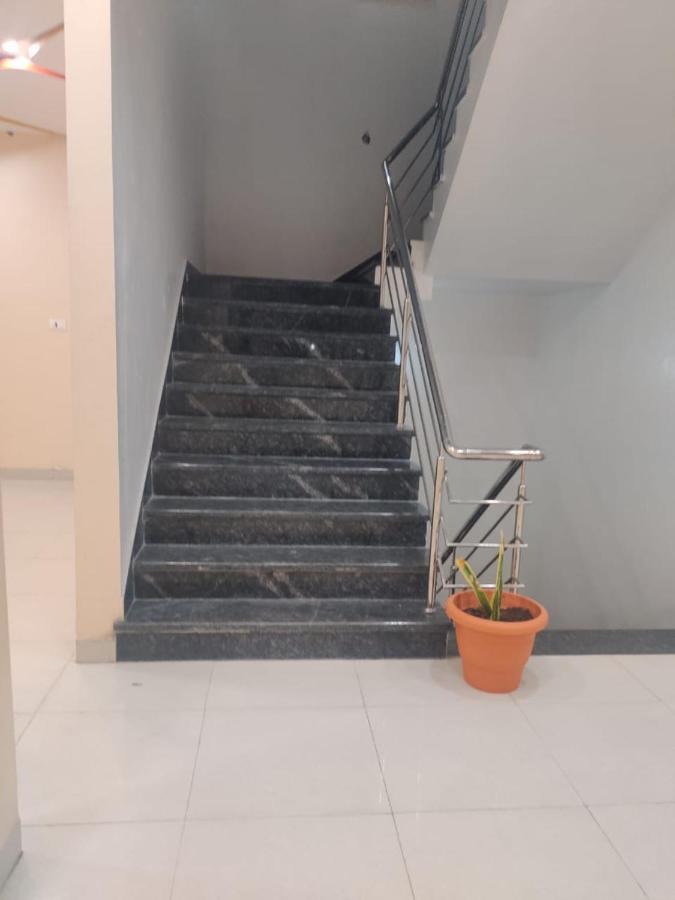 Hotel Hariram Tower Wardha Exterior foto